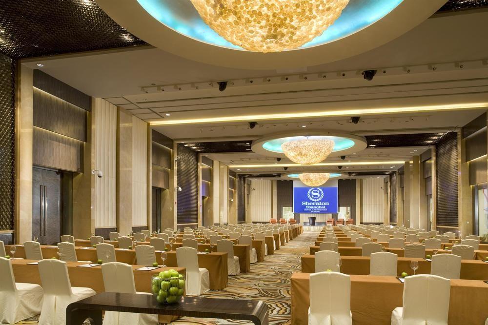 Sheraton Grand Shanghai Pudong Hotel & Residences Екстериор снимка